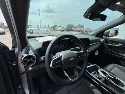 2026 Chevrolet Equinox, $31495. Photo 10