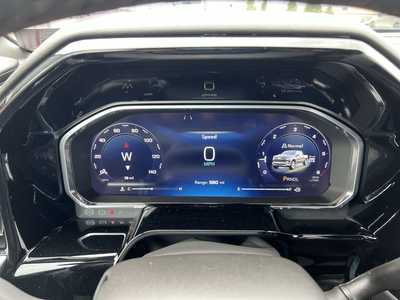 2026 Chevrolet 1500 Crew Cab, $51495. Photo 11