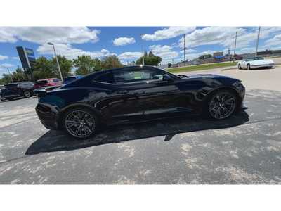 2017 Chevrolet Camaro, $49995. Photo 9