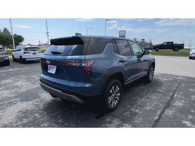 2026 Chevrolet Equinox, $34490. Photo 8
