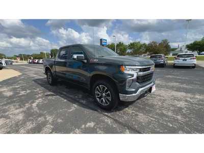 2025 Chevrolet 1500 Crew Cab, $55065. Photo 2