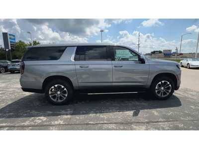2025 Chevrolet Suburban, $71380. Photo 9