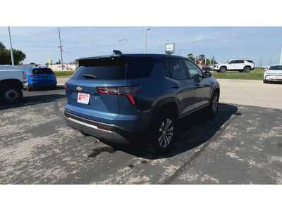 2026 Chevrolet Equinox, $33810. Photo 8