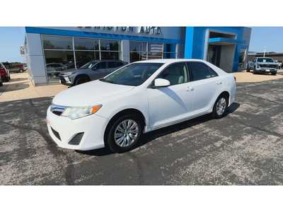 2014 Toyota Camry, $7995. Photo 4