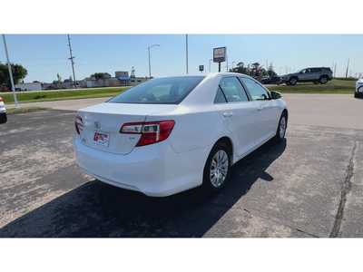 2014 Toyota Camry, $7995. Photo 8