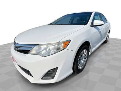 2014 Toyota Camry, $7995. Photo 1