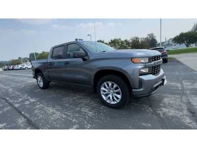2021 Chevrolet 1500 Crew Cab, $31995. Photo 2