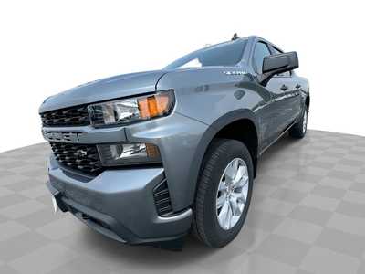 2021 Chevrolet 1500 Crew Cab, $31995. Photo 1