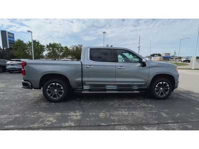 2026 Chevrolet 1500 Crew Cab, $64995. Photo 9