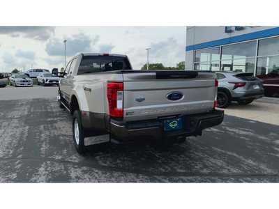 2017 Ford F350 Crew Cab, $49995. Photo 7