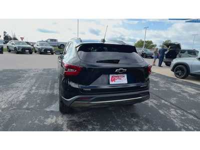 2025 Chevrolet Trax, $26190. Photo 7