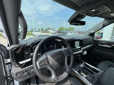 2025 Chevrolet 1500 Crew Cab, $62150. Photo 10