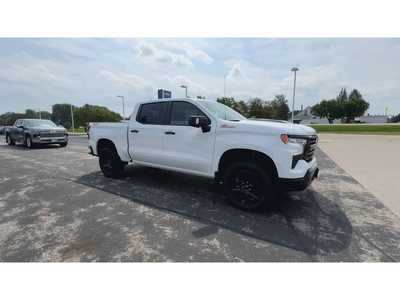 2025 Chevrolet 1500 Crew Cab, $62150. Photo 2