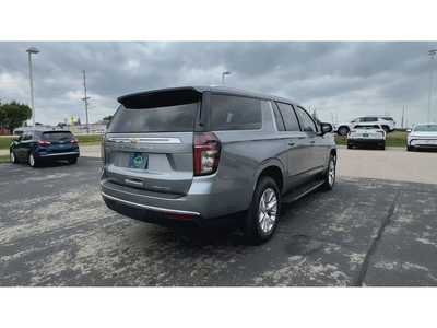 2023 Chevrolet Suburban, $54995. Photo 8