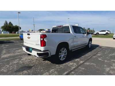 2024 Chevrolet 1500 Crew Cab, $64995. Photo 8