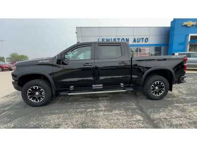 2024 Chevrolet 1500 Crew Cab, $59995. Photo 5