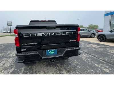 2024 Chevrolet 1500 Crew Cab, $59995. Photo 7
