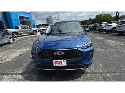 2023 Ford Escape, $26995. Photo 3