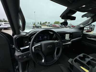 2024 Chevrolet 1500 Crew Cab, $48995. Photo 10