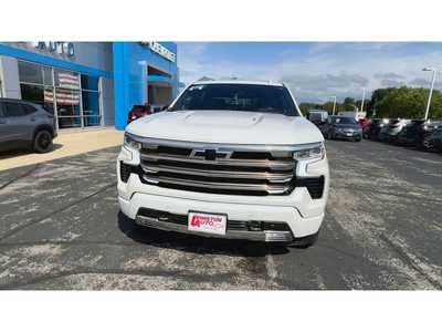 2022 Chevrolet 1500 Crew Cab, $50995. Photo 3