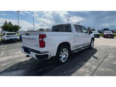 2022 Chevrolet 1500 Crew Cab, $50995. Photo 8