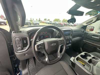 2021 Chevrolet 1500 Crew Cab, $35995. Photo 10