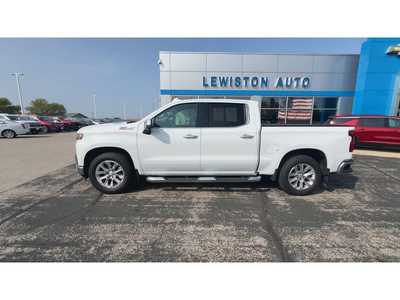 2022 Chevrolet 1500 Crew Cab, $30995. Photo 5
