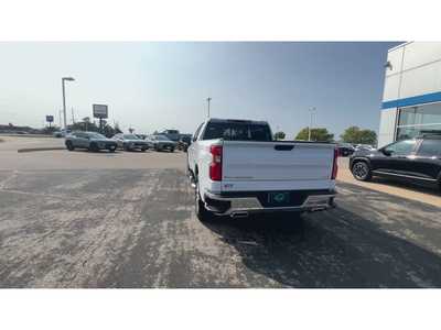 2022 Chevrolet 1500 Crew Cab, $30995. Photo 7