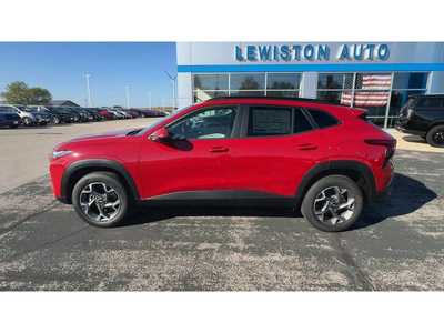 2026 Chevrolet Trax, $25885. Photo 5