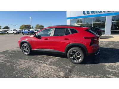 2026 Chevrolet Trax, $25885. Photo 6