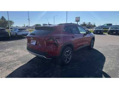 2026 Chevrolet Trax, $25885. Photo 8
