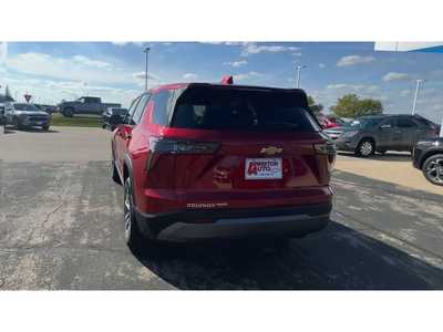 2026 Chevrolet Equinox, $34540. Photo 7