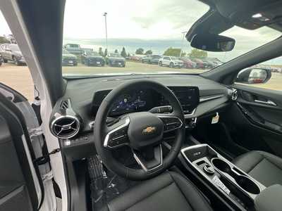 2026 Chevrolet Equinox, $34045. Photo 10