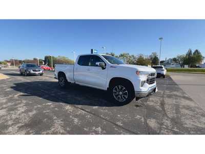 2026 Chevrolet 1500 Crew Cab, $53435. Photo 2