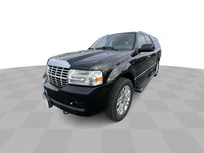 2013 Lincoln Navigator L, $6995. Photo 1