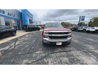 2018 Chevrolet 1500 Crew Cab, $26995. Photo 3