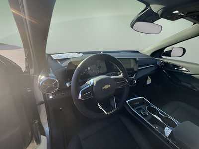 2026 Chevrolet Equinox, $34120. Photo 10