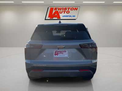 2026 Chevrolet Equinox, $34120. Photo 7