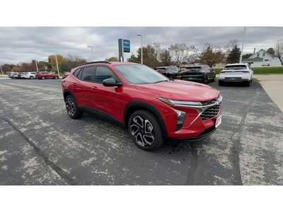 2026 Chevrolet Trax, $28385. Photo 2