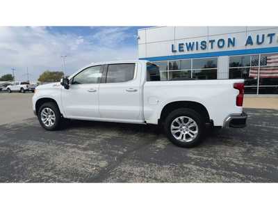 2024 Chevrolet 1500 Crew Cab, $51995. Photo 6