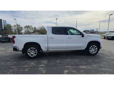 2024 Chevrolet 1500 Crew Cab, $51995. Photo 9