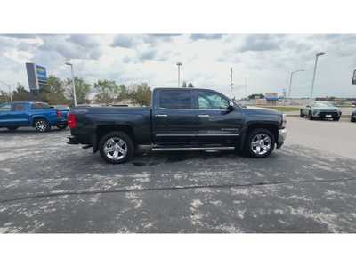 2017 Chevrolet 1500 Crew Cab, $16995. Photo 9