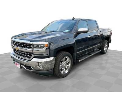 2017 Chevrolet 1500 Crew Cab, $16995. Photo 1