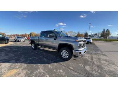 2026 Chevrolet 3500 Crew Cab, $62580. Photo 2