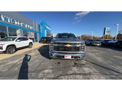 2026 Chevrolet 3500 Crew Cab, $62580. Photo 3
