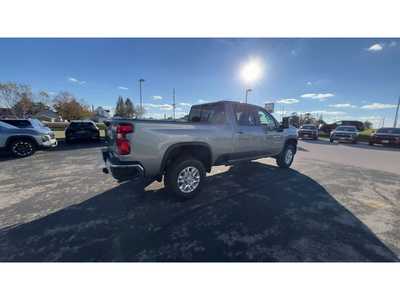 2026 Chevrolet 3500 Crew Cab, $62580. Photo 8