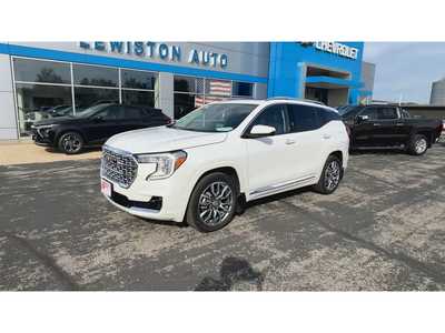 2024 GMC Terrain, $33995. Photo 4