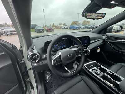 2026 Chevrolet Equinox, $36035. Photo 10