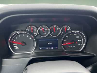 2019 Chevrolet 1500 Crew Cab, $28995. Photo 11