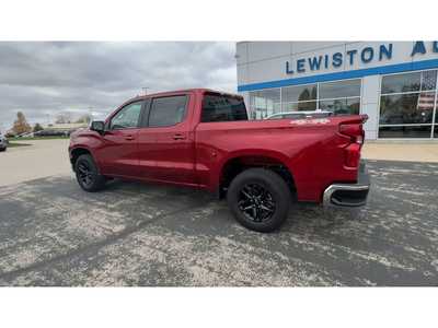 2022 Chevrolet 1500 Crew Cab, $35995. Photo 6